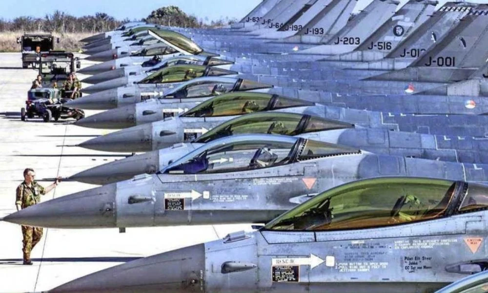 «Κλείδωσε» από την Κοπεγχάγη: Tο 2ο τρίμηνο του 2024 η παράδοση των F-16 από τη Δανία στο Κίεβο